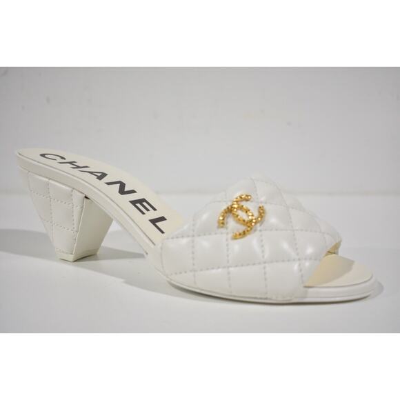 Chanel REV White Lambskin Quilted CC Gold Logo Cone Heel Mule Slide Sandal 38.5 - Picture 5 of 11